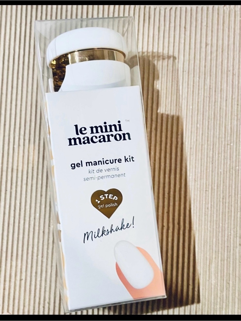 Le Mini Macaron Gel Manicure Kit in Milkshake *NIB*